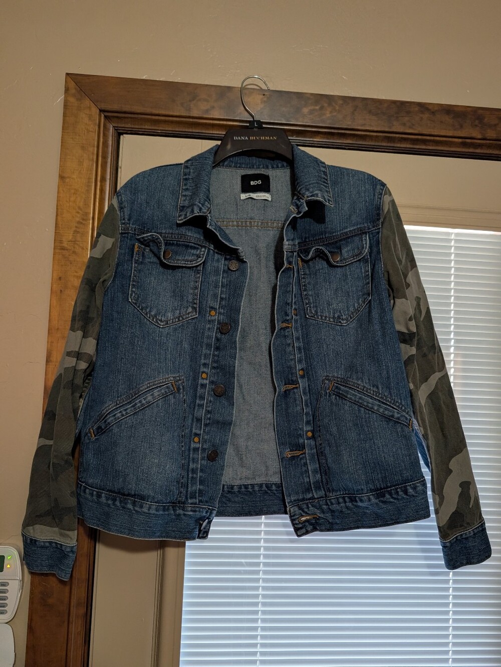 BDG Camo Denim Jacket Size Large